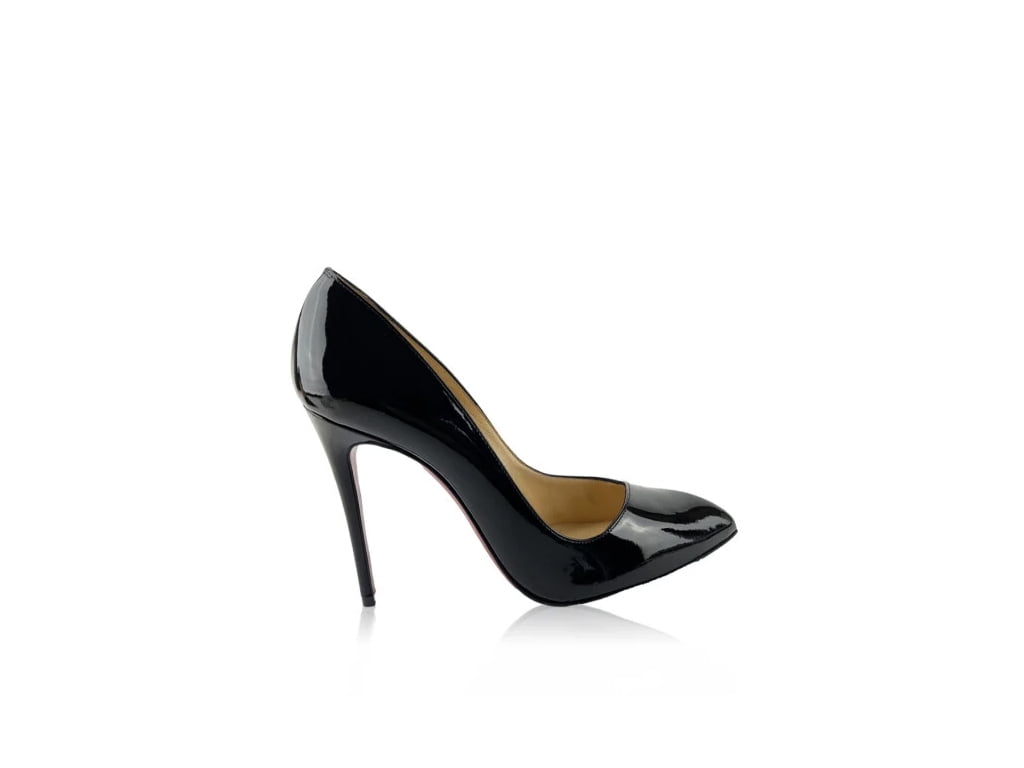 Sapato Christian Louboutin Corneille. Clique na imagem e confira mais modelos de scarpin Louboutin!