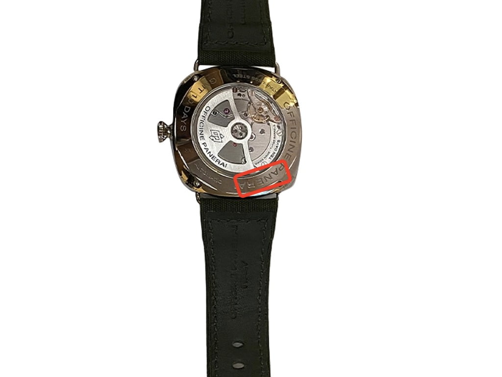 As gravações de relógios originais Panerai são feitas à laser, sendo bem legíveis e profundas. Clique na imagem e confira mais modelos Panerai!