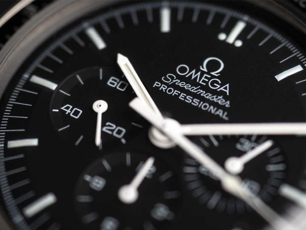 capa do post sobre onde comprar relogio omega no Brasil