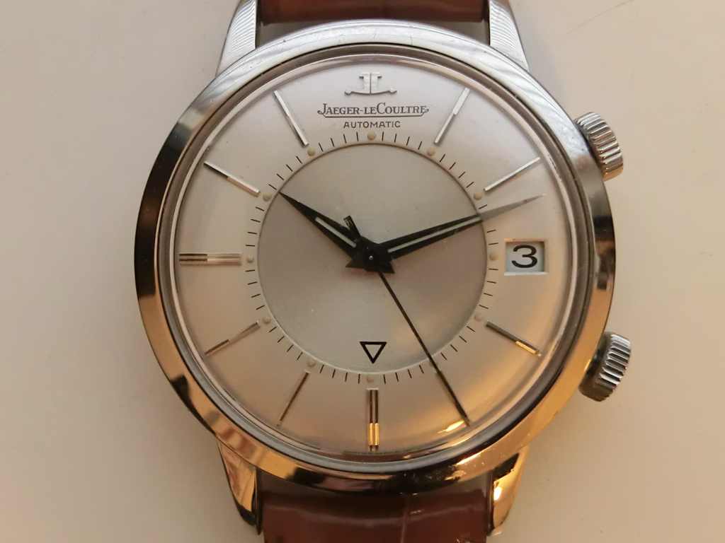 Um dos maiores indicativos de autenticidade de relógios Jaeger-LeCoultre é a qualidade dos materiais utilizados. Clique na imagem e confira mais modelos!