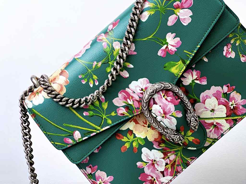 Bolsa Gucci Dionysus. Clique na imagem e confira mais peças da marca!