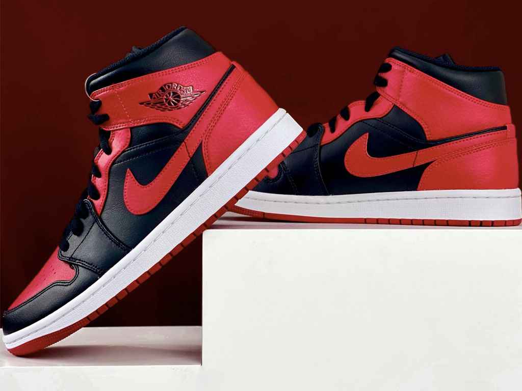 Sneakers são presentes perfeitos para pais que tenham um estilo moderno! Clique na imagem e confira mais ideias de presente.