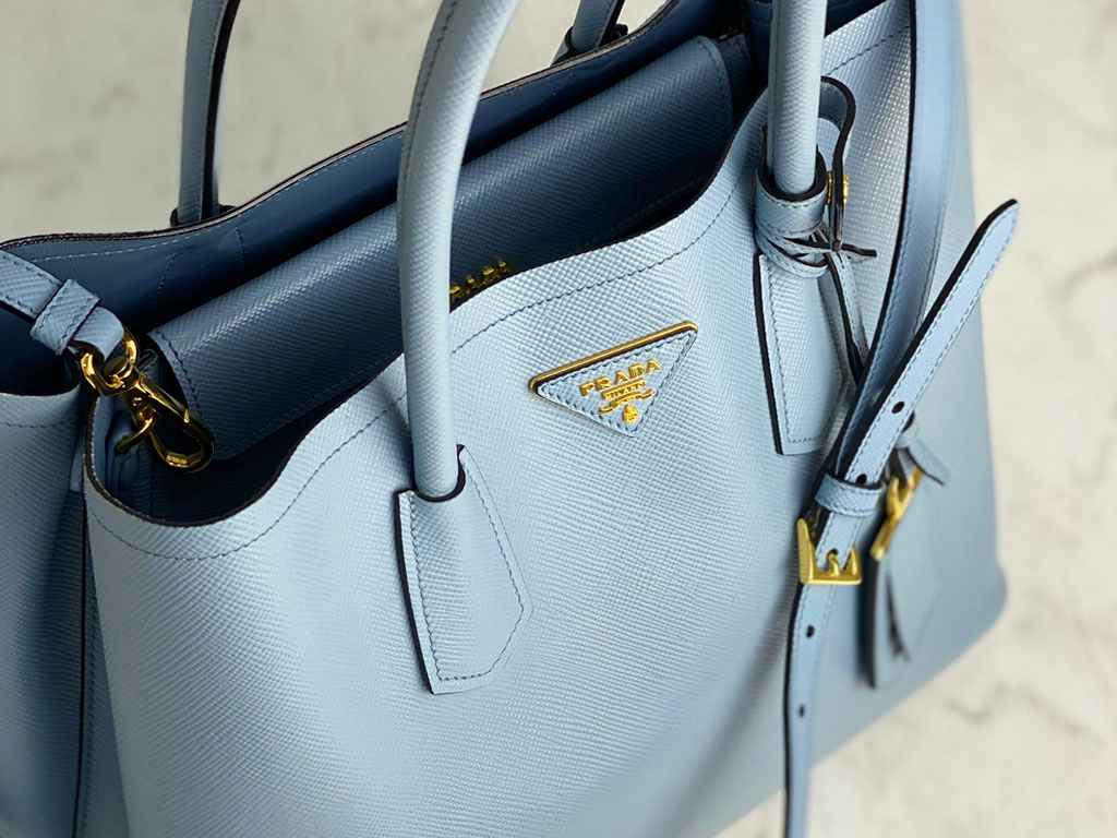 5 Modelos de Bolsas Atemporais da Prada