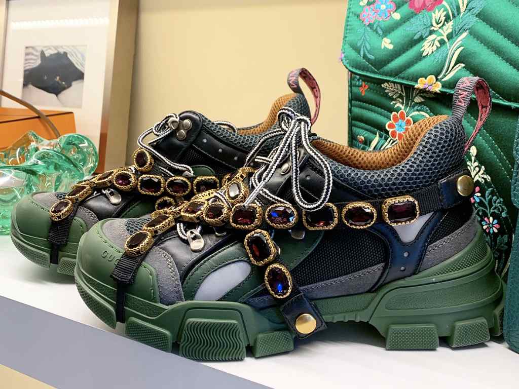 Tênis Gucci Flashtrek. Clique na imagem e confira mais modelos!