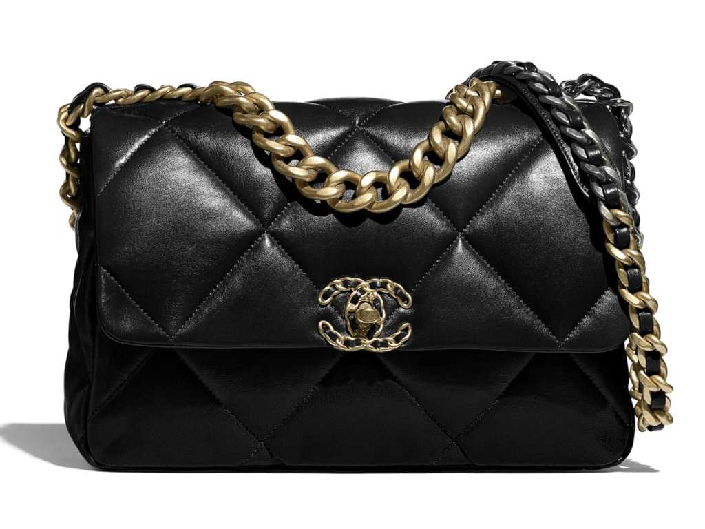 Bolsa Chanel 19. Clique na imagem e confira mais modelos da marca! (Foto: Reprodução/Chanel.com)