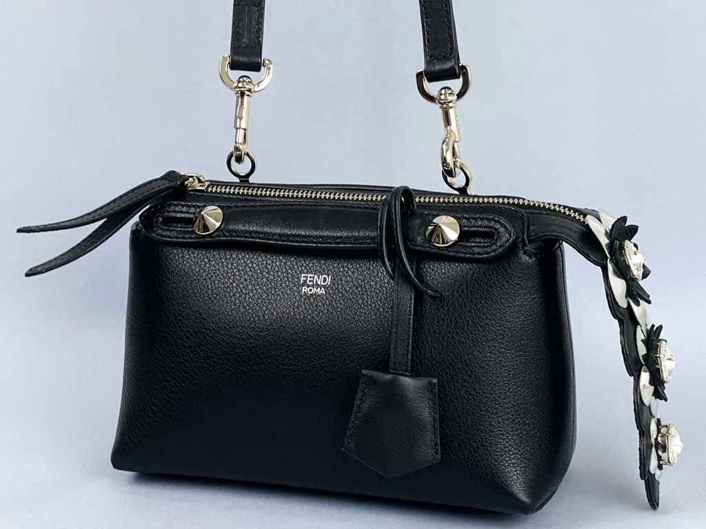 Bolsa Fendi By The Way. Clique na imagem e confira mais modelos da marca!