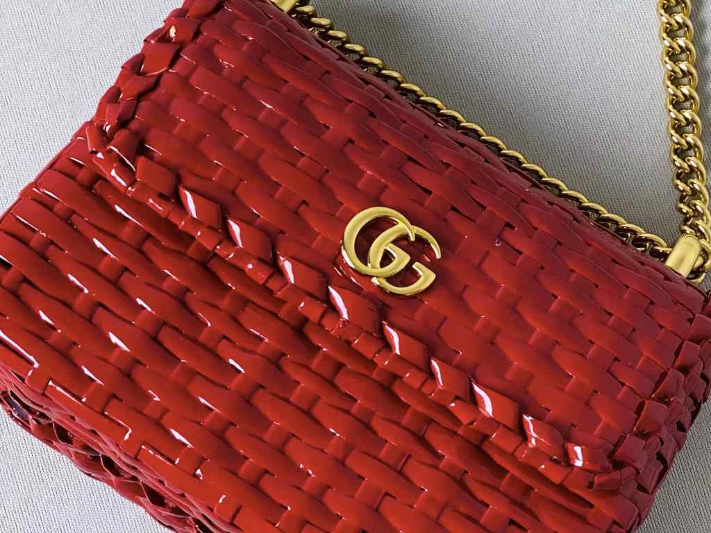 Bolsa Gucci. Clique na imagem e confira mais peças Gucci!