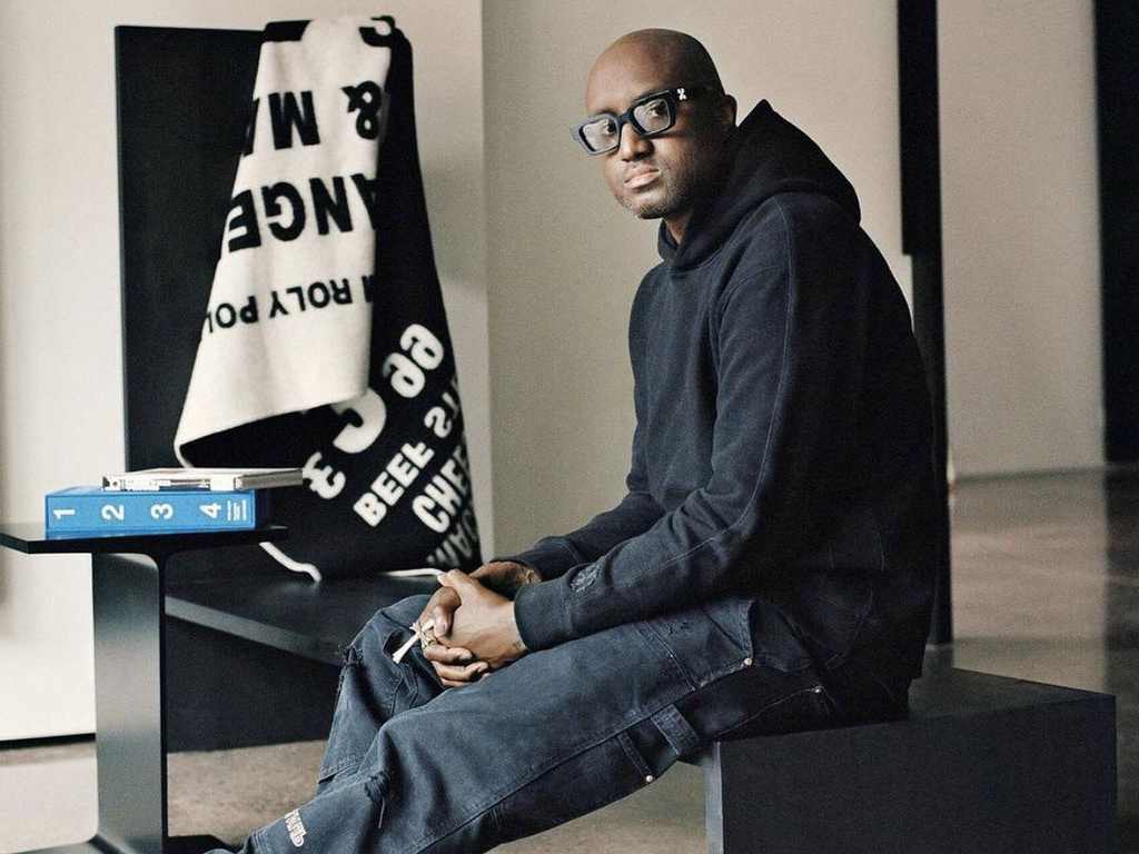 Virgil Abloh. Clique na imagem e confira mais criações do designer! (Foto: Reprodução/Instagram @voguebrasil).