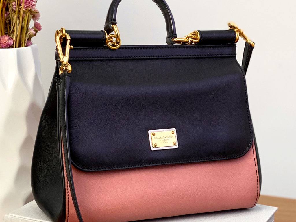 Bolsa Miss Sicily Dolce & Gabbana. Clique na imagem e confira mais peças da marca italiana!