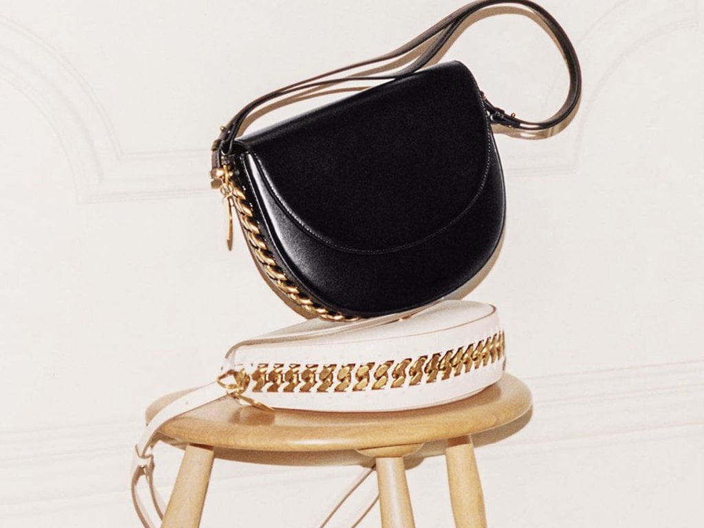 Bolsa Frayme Stella McCartney. Clique na imagem e confira mais criações da marca! (Foto: Reprodução/Instagram @stellamccartney)