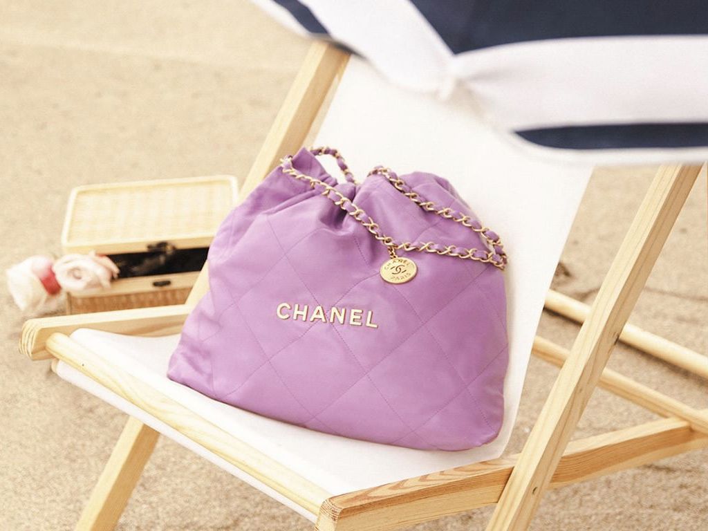 Foto: Reprodução/Instagram @voguetaiwan. Clique na foto e confira mais modelos da marca!