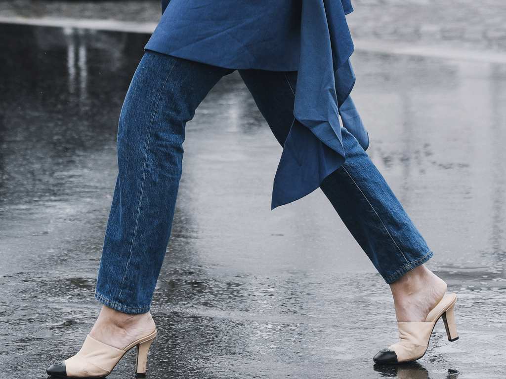 capa do post sobre guia completo de calça jeans