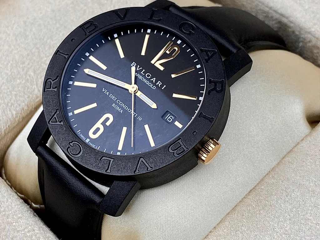 Relógio Bulgari. Clique na imagem e confira mais ideias de presente para seu namorado!