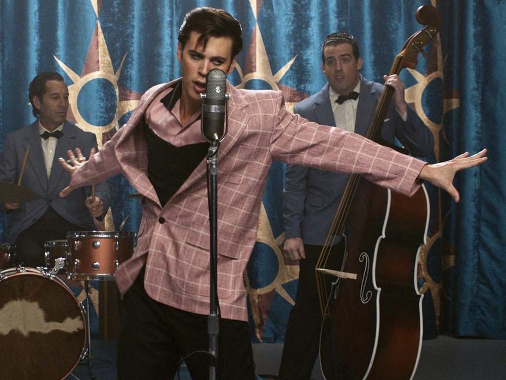 Austin Butler como Elvis Presley em "Elvis". (Foto: Reprodução/Instagram @voguebrasil)