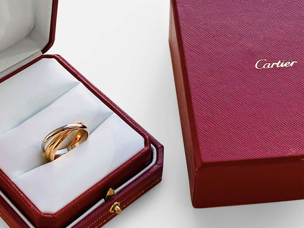 Anel Trinity Cartier. Clique na imagem e confira mais peças da marca!