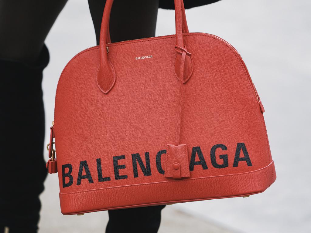 capa do post de curiosidades sobre a balenciaga