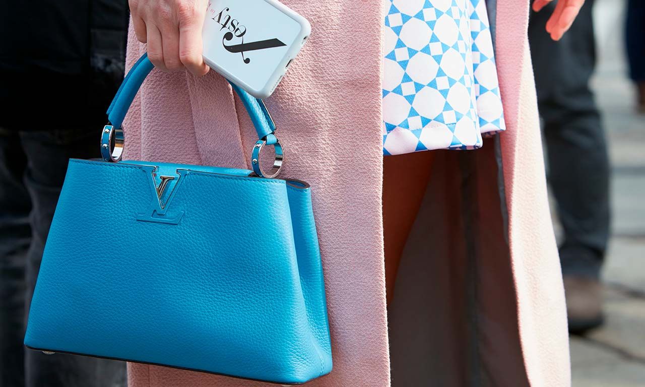 Bolsa Louis Vuitton Azul.