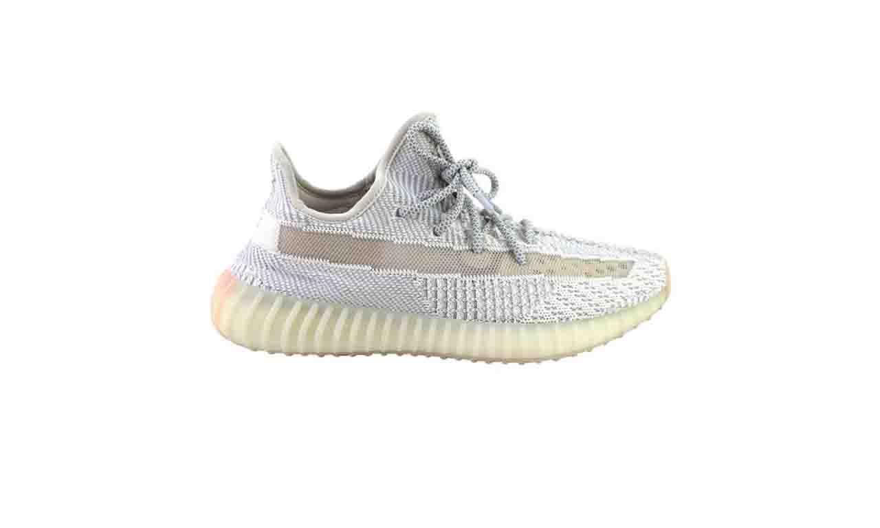 Tênis Adidas Yeezy Boost 350 V2 Lundmark Non-Reflective