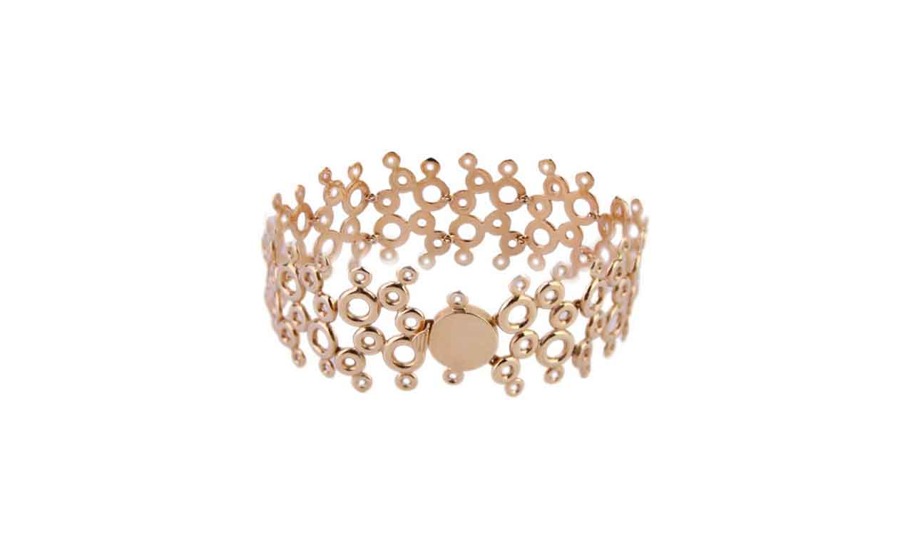 Montagem com foto da Pulseira Carla Amorim Bolinhas Ouro Rosé.