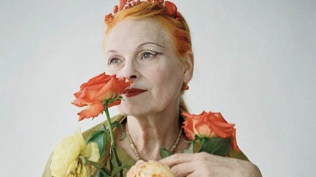 Vivienne Westwood. Clique na imagem e confira criações da estilista! (Foto: Reprodução/Instagram @thesecretdiaryofa90sgirl)