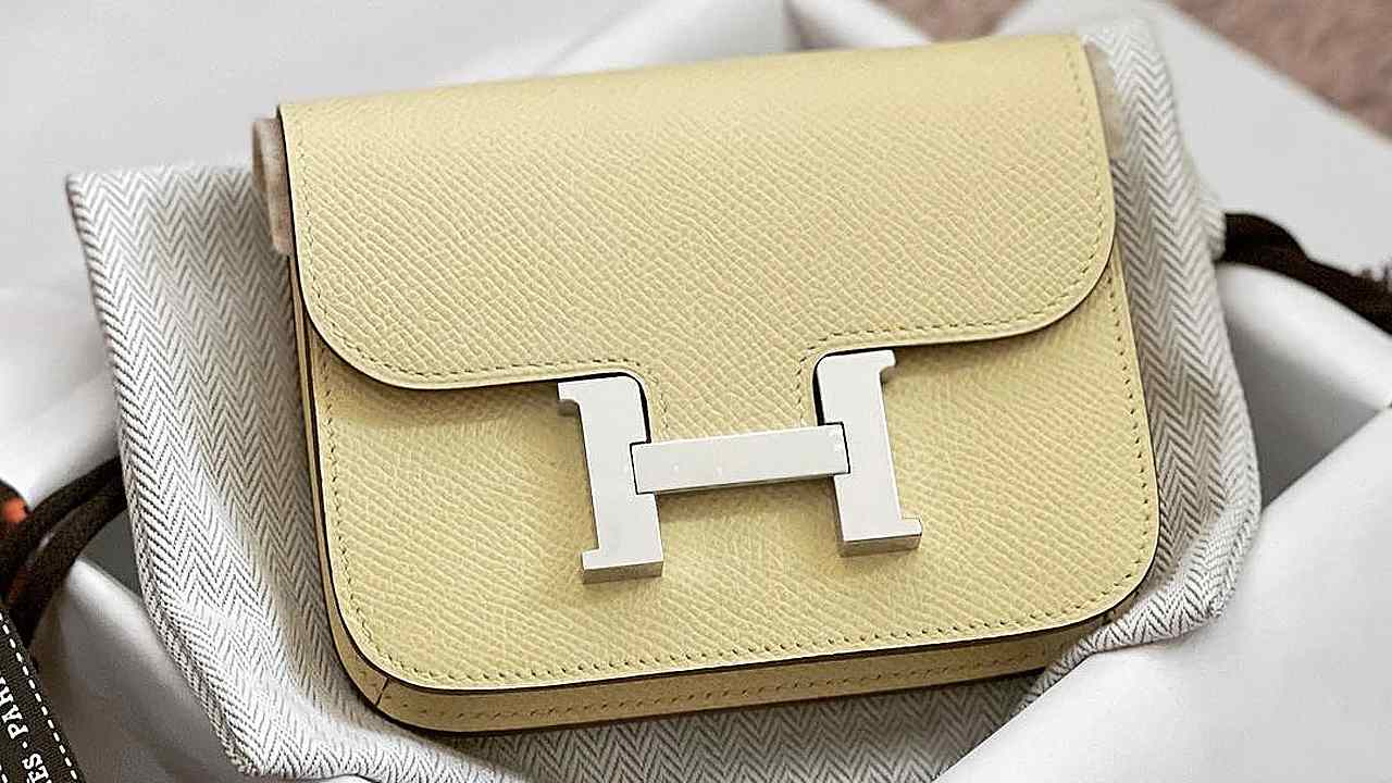 Bolsa Hermès Constance. Clique na imagem e confira mais modelos de bolsa da marca! (Foto: Reprodução/Instagram @v_little_things)