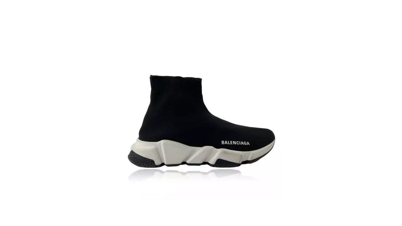 Tênis Balenciaga Speed. Clique na imagem e confira mais modelos de tênis de marcas de luxo!