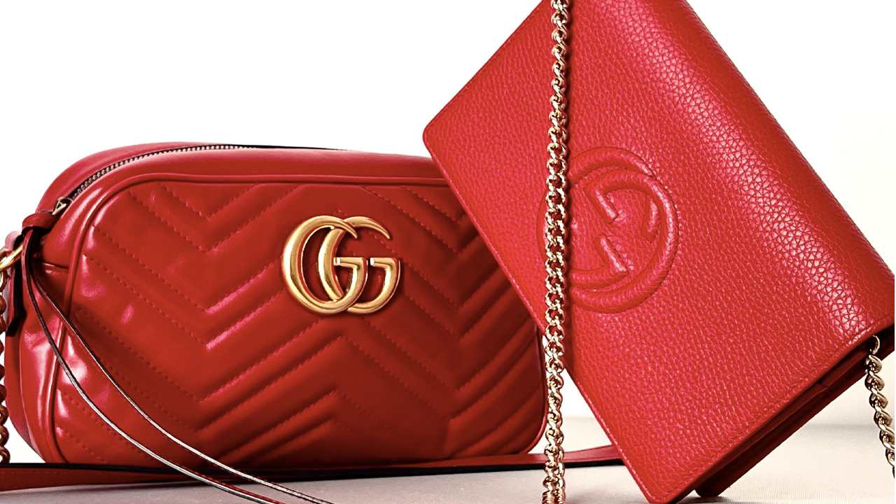 O Circular Hub da Gucci tem como objetivo "acelerar a transformação circular do modelo de produção da indústria da moda italiana, redefinindo toda a cadeia de valor". Clique na imagem e confira criações da marca.