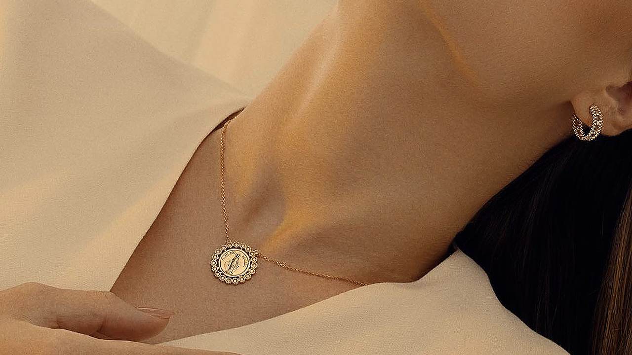 Colar Carla Amorim. Clique na imagem e confira mais criações da marca! (Foto: Reprodução/Instagram @carlaamorim_)