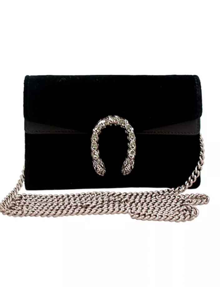 Bolsa Gucci Dionysus feita de veludo em ótimo estado de conservação.