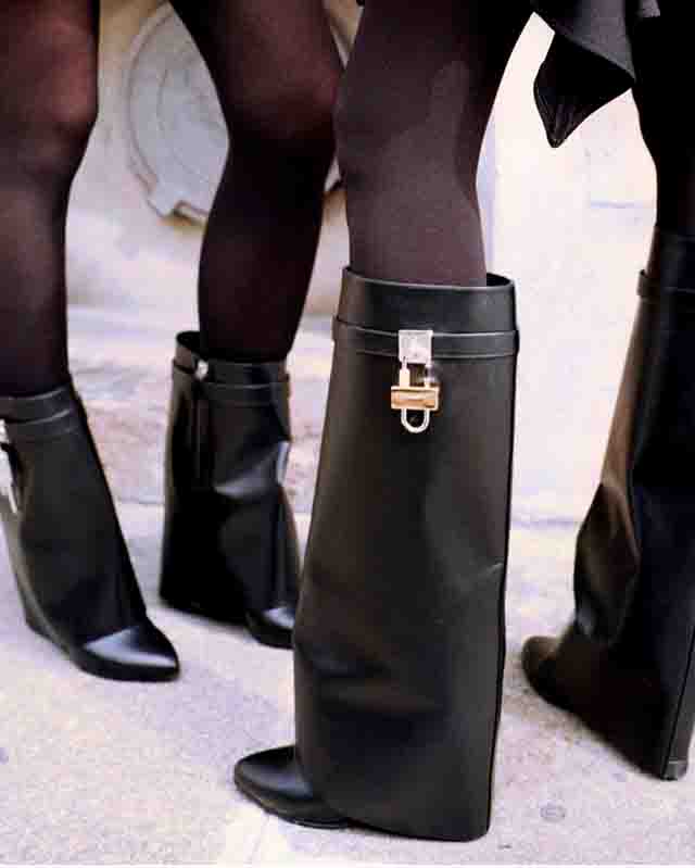 Shark Lock Boots Givenchy