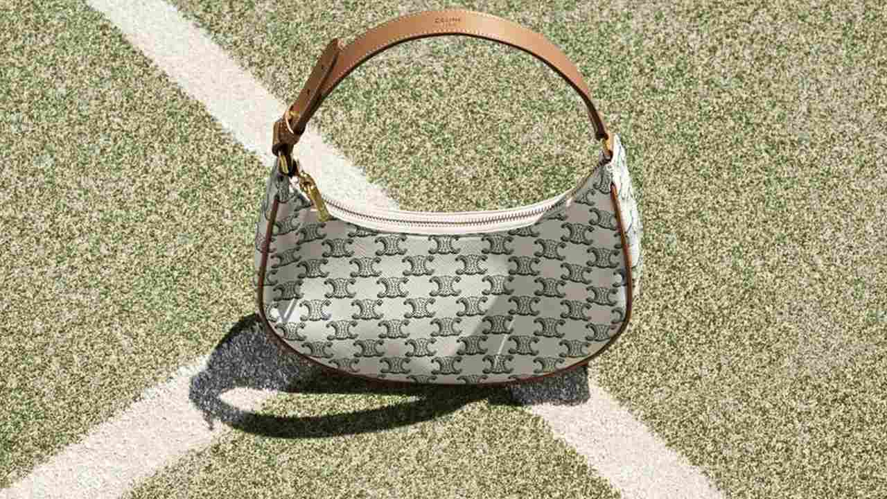 Bolsa Celine Ava. Clique na imagem e confira mais modelos da marca! (Foto: Reprodução/Instagram @celine)