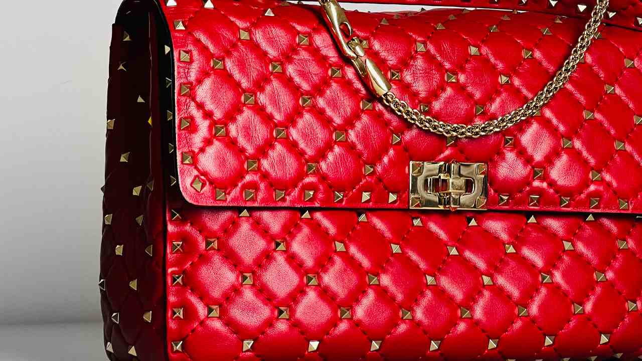 Bolsa Valentino Rockstud. Clique na imagem e confira mais modelos da marca!