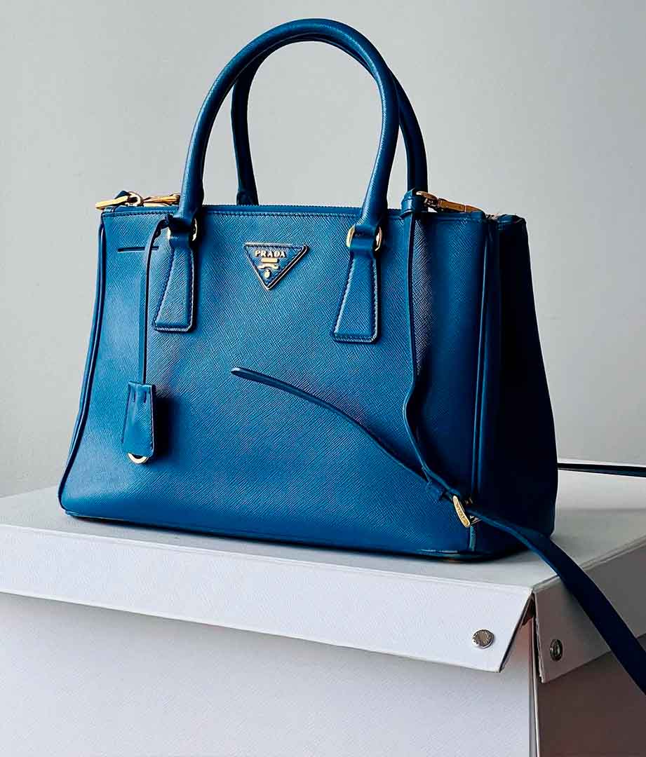 Bolsa Prada.