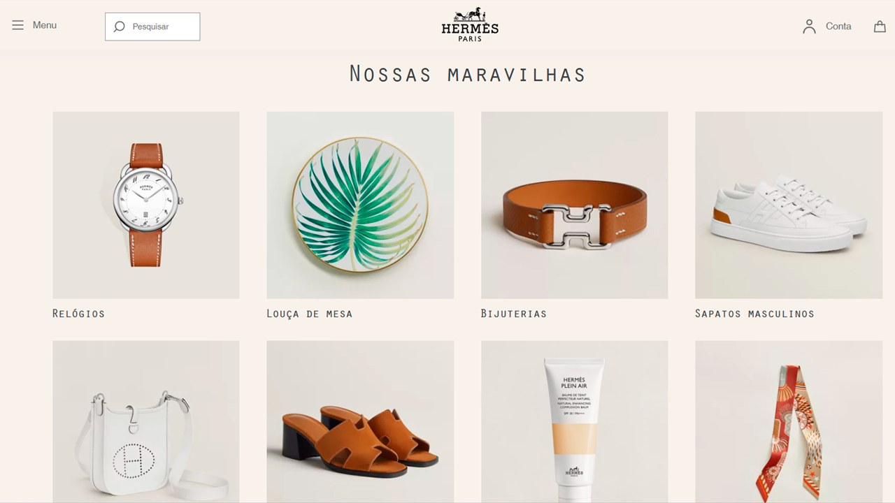 A Hermès foi a marca de luxo pioneira no mundo dos e-commerces. Clique na imagem e confira criações da marca!