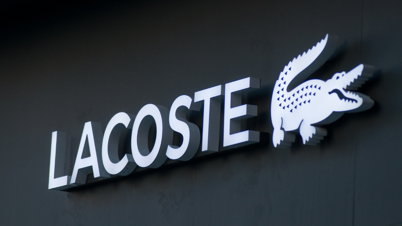 Lacoste lança nova collab com Netflix
