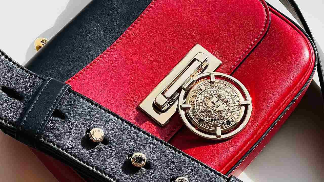 Bolsa Balmain. Clique na imagem e confira mais opções de presente para sua mãe!