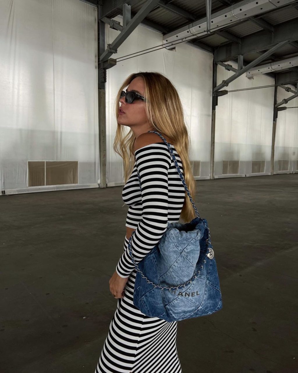 bolsa de luxo chanel 22 jeans.