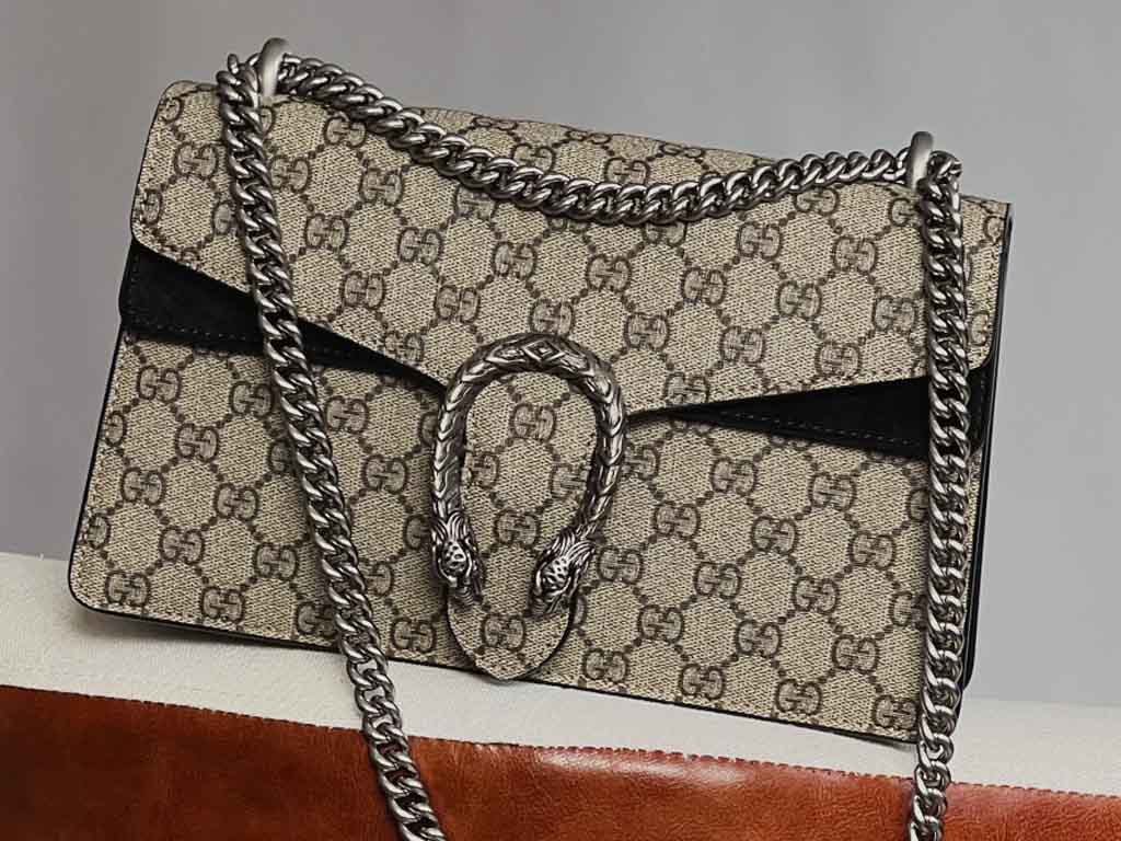 Foto da Gucci Dionysus, uma das bolsas de luxo da super sale.