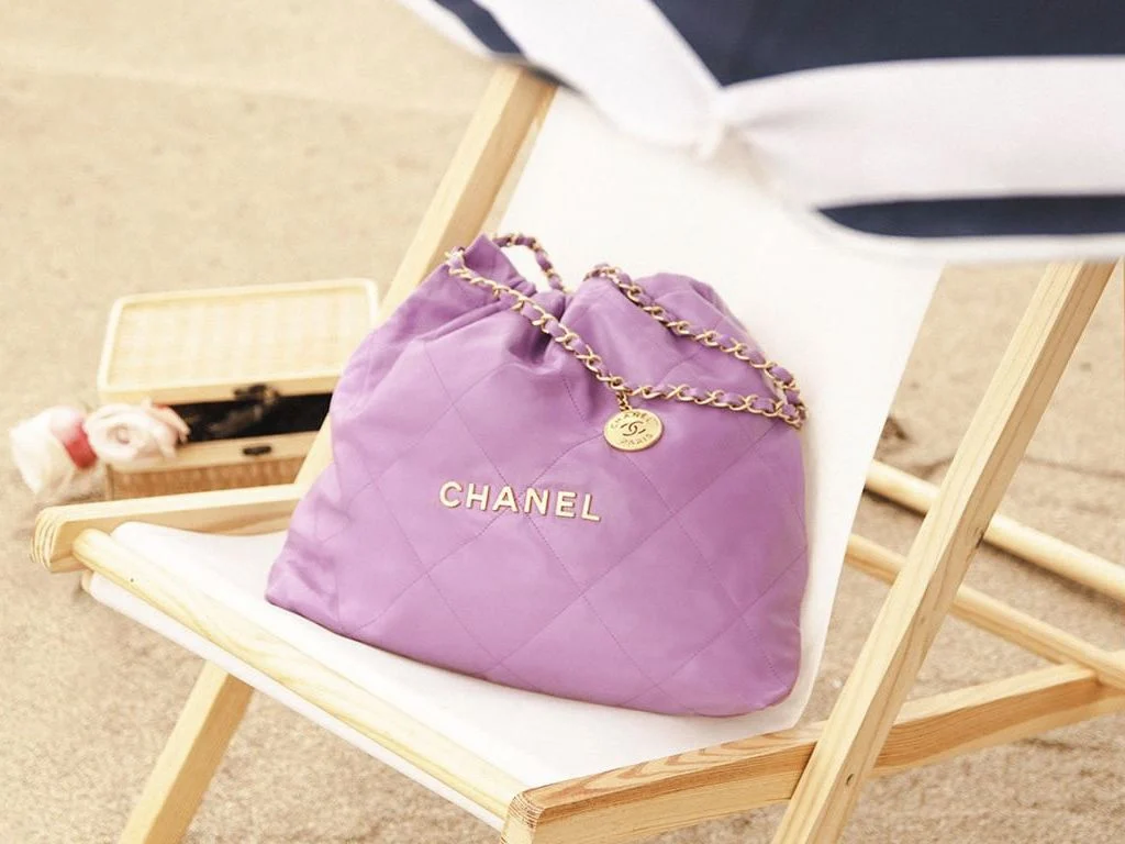 Bolsa Chanel 22.
