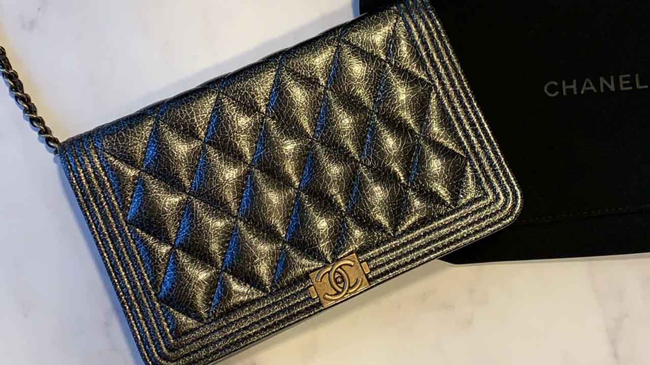 Bolsas Chanel Woc para presentear a sua mãe.