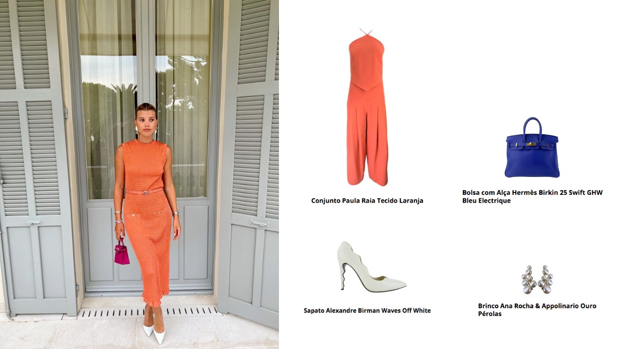 mulher suando vestido laranja com salto Scarpin branco e mini bolsa Kelly rosa.