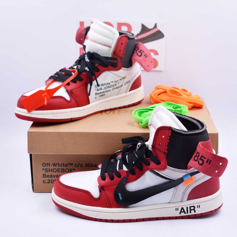 Foto de tênis streetwear da collab entre as marcas mais desejadas Nike e Off-White.