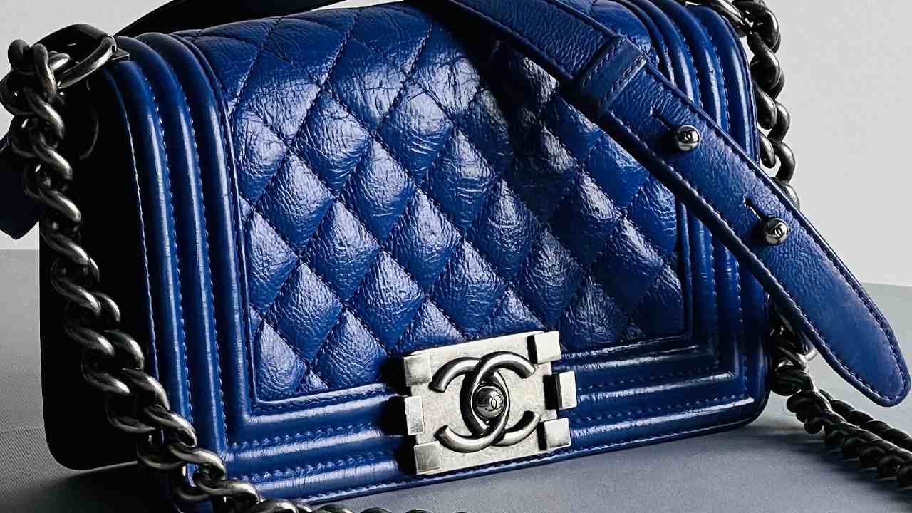 Ainda vale a pena investir na Bolsa Boy da Chanel?