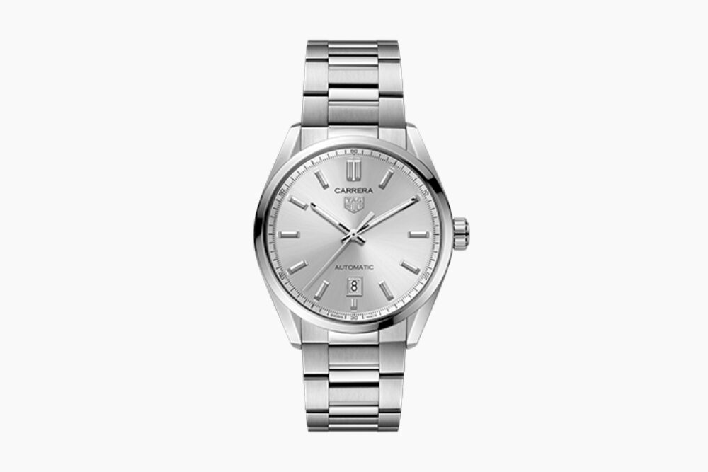 AG Heuer Carrera Three-Hands um dos melhores relógios masculinos para 2023.