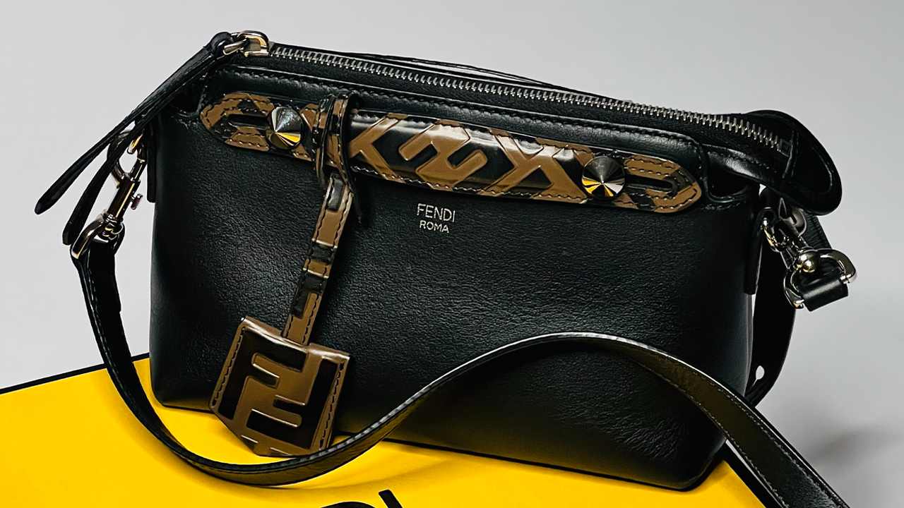 Bolsa Fendi By the Way. Clique na imagem e confira mais modelos da marca!