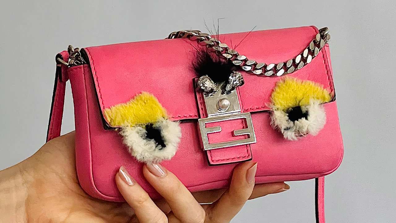 Bolsa Fendi Baguette. Clique na imagem e confira mais modelos da marca!