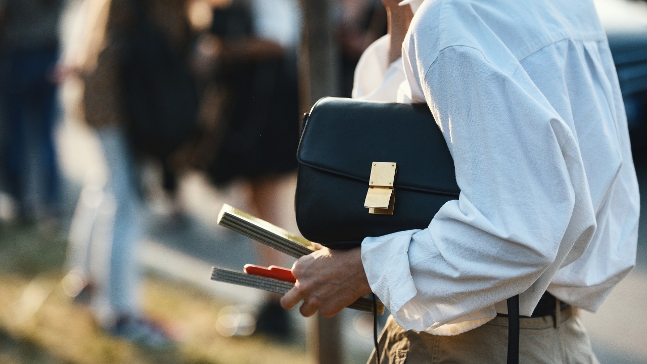 Como se vestir de maneira elegante? Confira dicas essenciais para conquistar esse guarda-roupa!