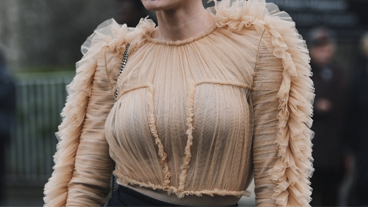 Os babados estão em alta: confira como as fashionistas estão usando!