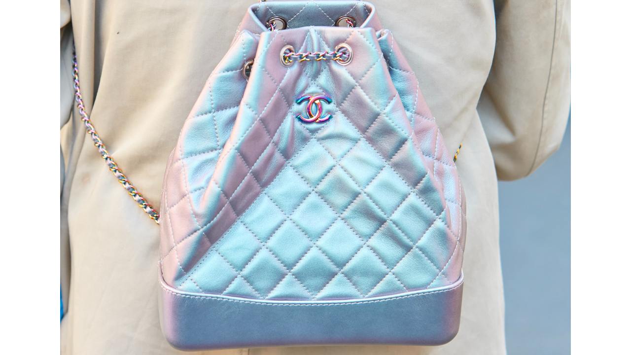 Chanel Gabrielle Backpack. Clique na imagem e confira mais modelos da marca!
