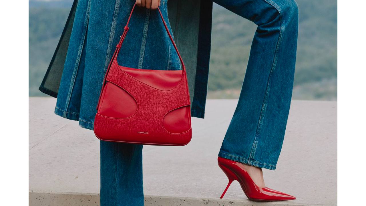 Bolsa Ferragamo. Clique na imagem e confira mais modelos da marca!